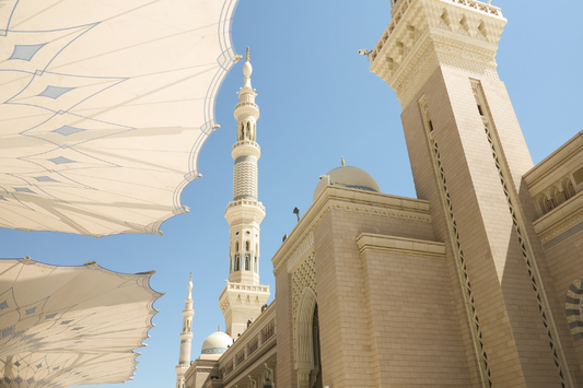Understanding the Reward of Helping a Pilgrim: A Forgotten Sunnah